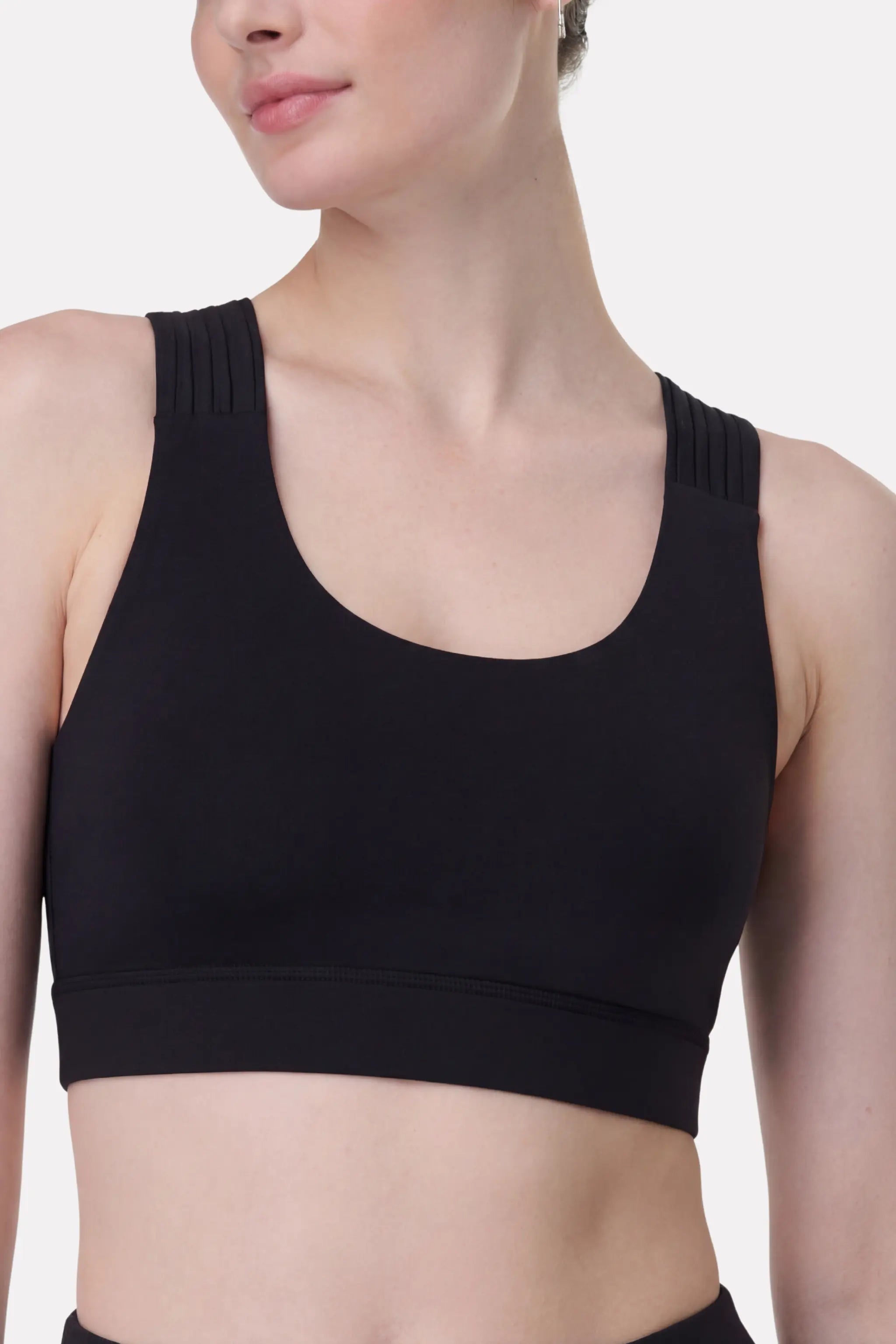 Black Luxe Seamless Sports Bra